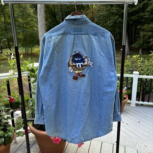 Vintage 90s M & M Denim Shirt Las Vegas Embroidered Sz M Button Up Long Sleeve